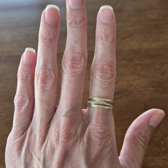 I.Reiss 14K Gold 0.10 ct. tw. Highway Ring, size 7 - Picture 5 of 16